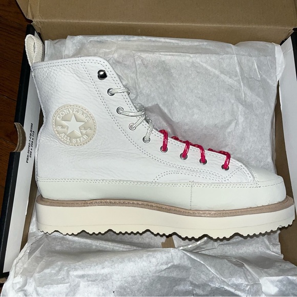 Converse Chuck Taylor Egret Ivory Leather Crafted Boot Women’s Size 9 - Picture 5 of 10
